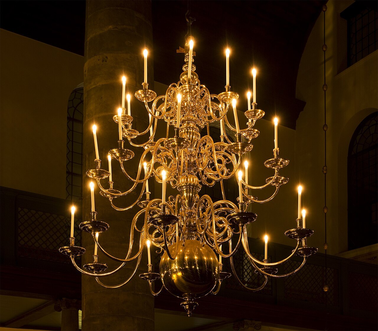 Lustre Halo